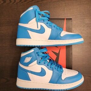Size 5.5Y - Jordan 1 Retro High OG UNC 2015 Original Box Nike Swoosh Basketball